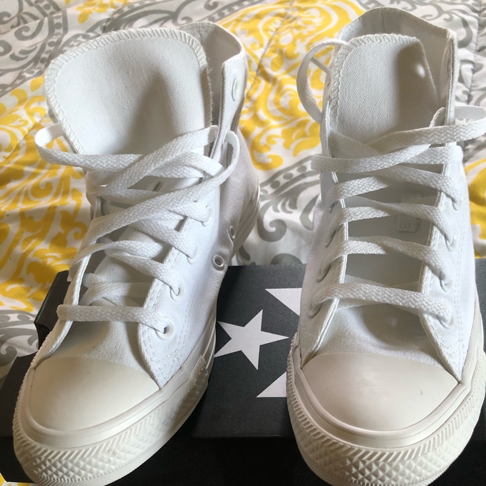 White converse